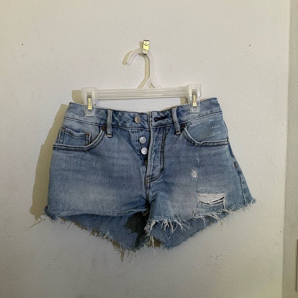 mid rise ripped denim shorts